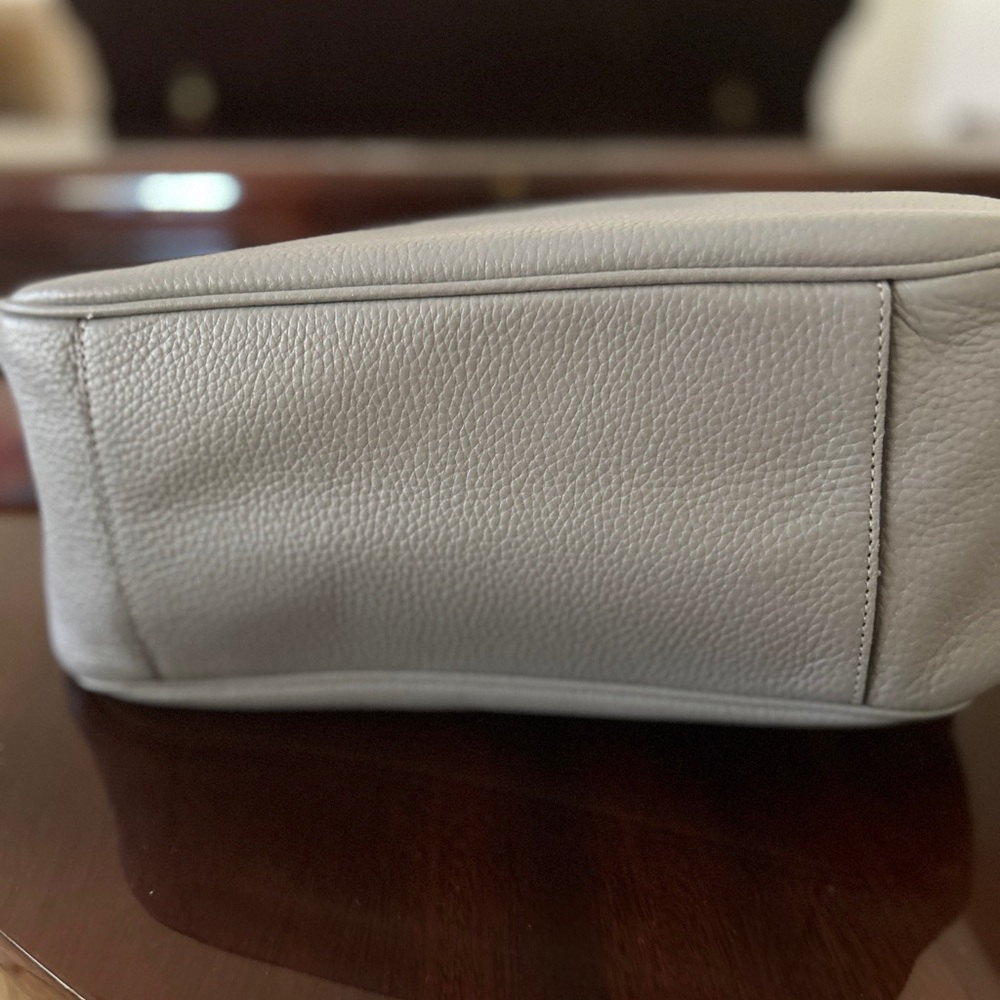 Coach Pebble Leather Gray Shoulder Bag - Picture 6 of 8